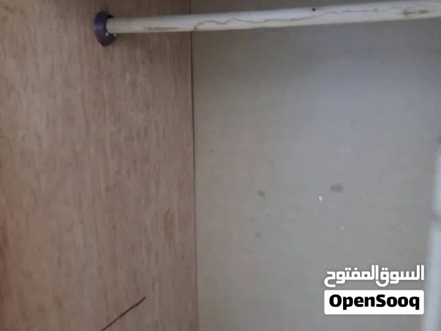 دولاب ملابس