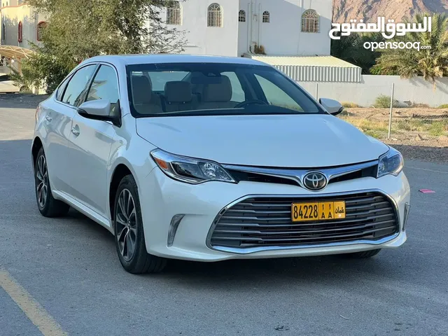 Toyota Avalon 2018 in Al Dakhiliya