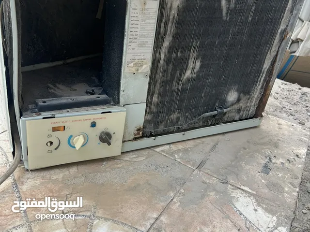 مكيف كرفت (1.5)طن فقط الفان عاطل