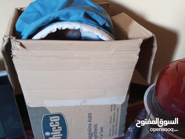كرسي سيارة ماركة تشيكو شبه جديد