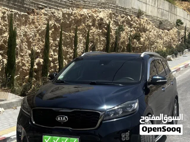 2018 كيا سورينتو Standard