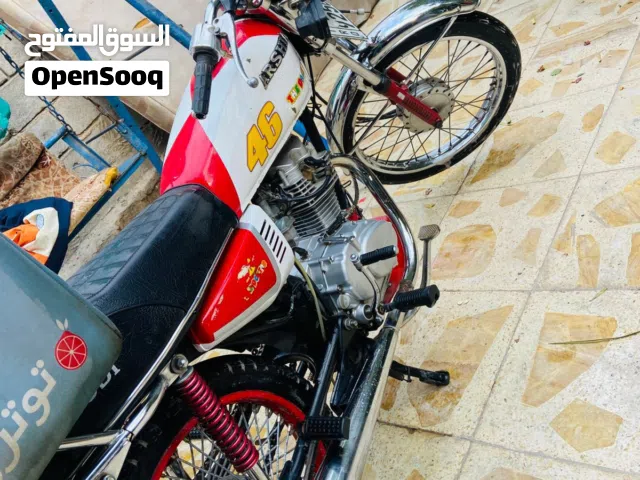 دراجة ارشا كما موضح بالصور رقمهاا ذي قار وسنويه ب اسمي