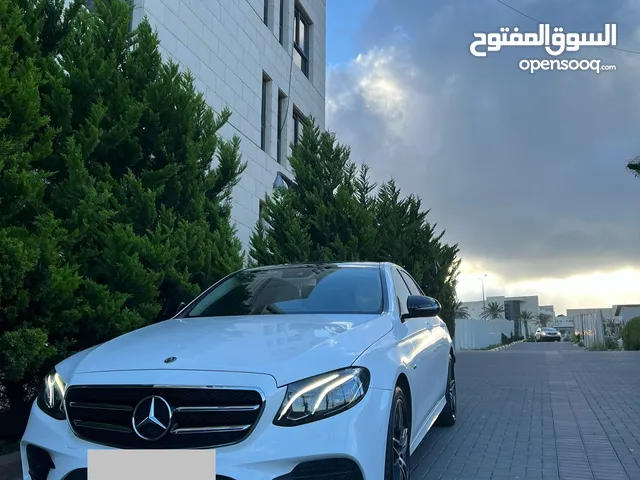 E350e 2018 AMG night package