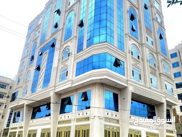 برج تجاري استثماري للبيع في منطقه بيت بوس مصمم فندق او مستشفى أو شقق