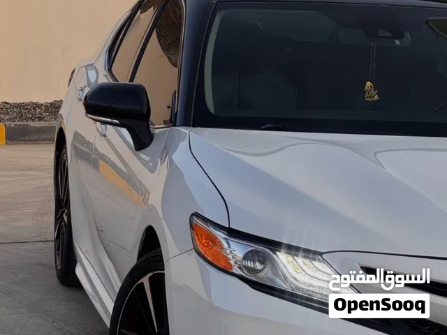 2019 تويوتا كامري XSE