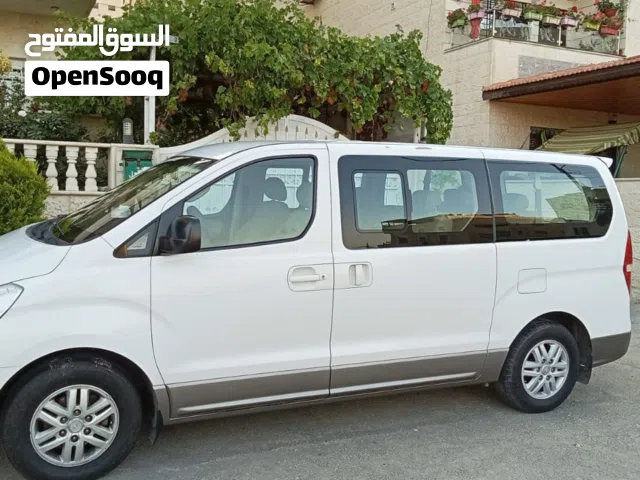 للبــيــع المــستعــجل باص هونداي h1 2017  بنزين فل اوبشن عدا الفتحه لمتد اقرأ الوصـــف