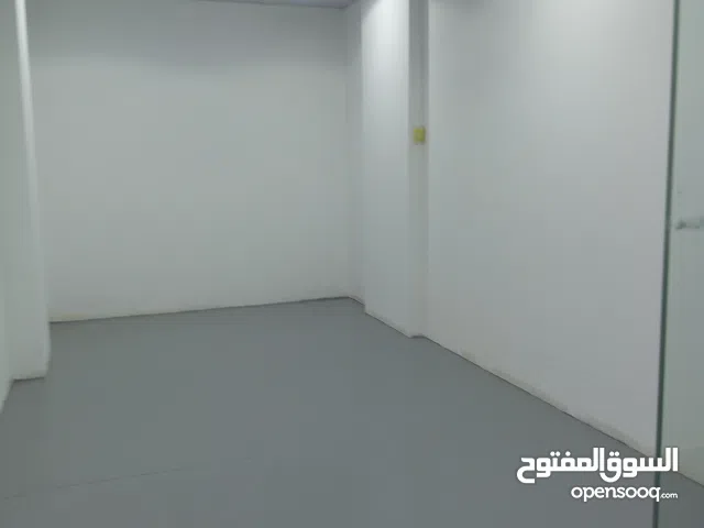 محلات ومكاتب للإيجار