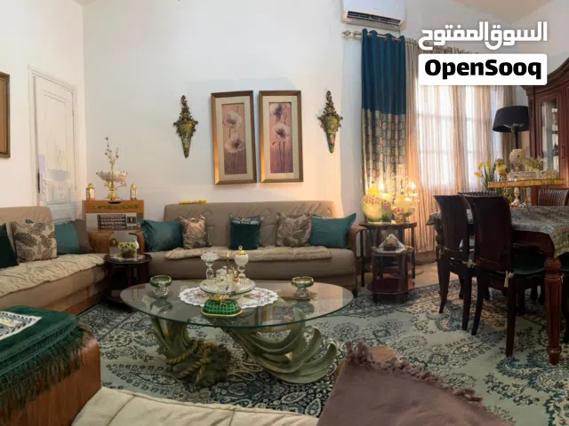 شقة فطرابلس الظهرة للبيع او الإستبدال بمنزل داخل طرابلس