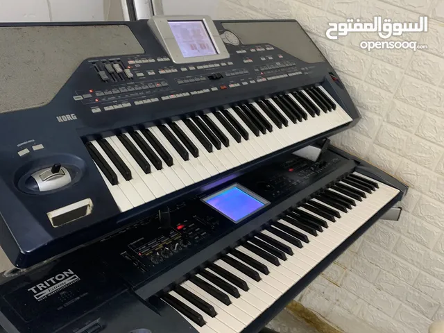 كورج pa800 مع آخر تحديث Korg pa800