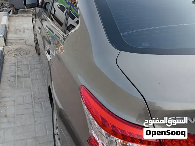 2014 نيسان سنترا SV