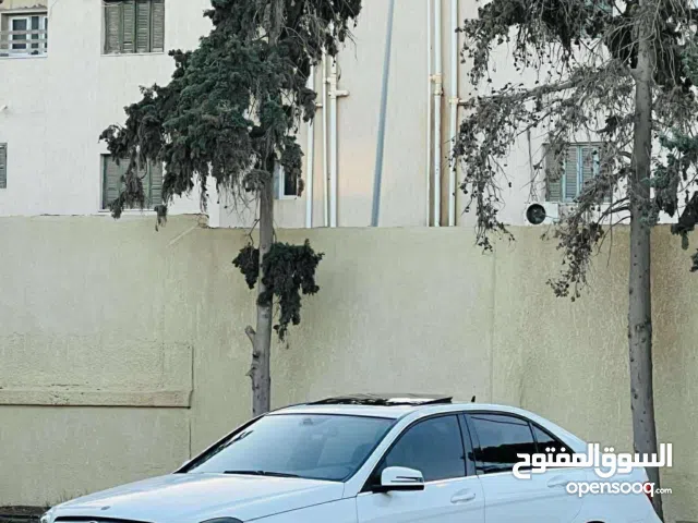 مرسيدس c300 2014 اللون ابيض