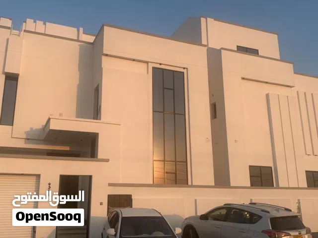 توين فيلا في مرتفعات بوشر قمه الفخامه