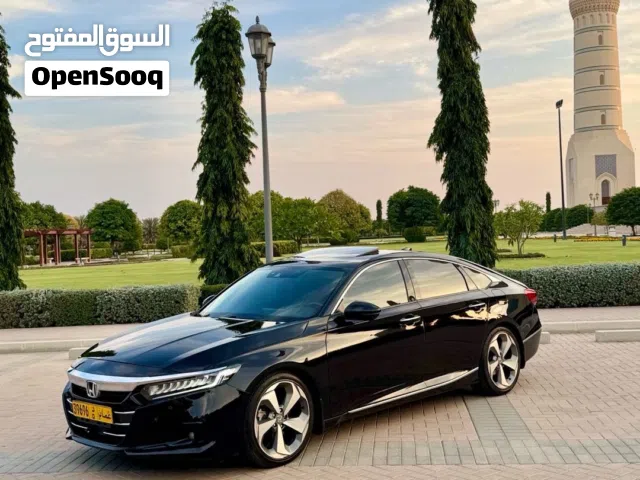 2018 هوندا اكورد Touring