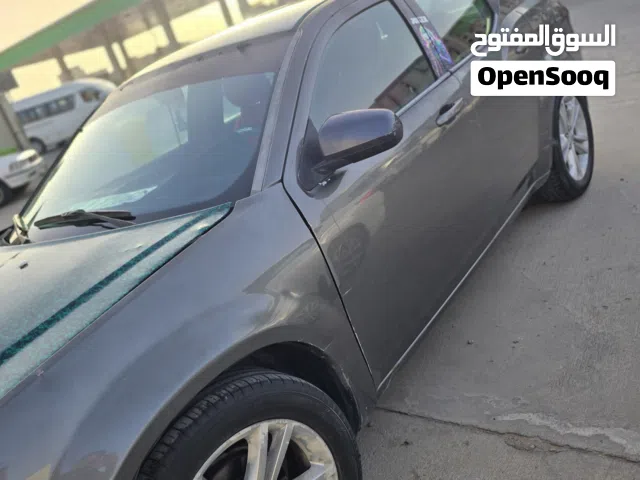 2013 دودج افنجر SE