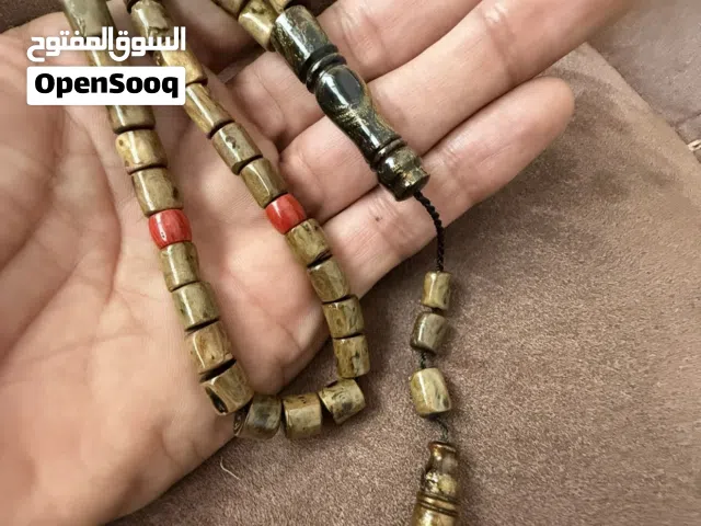 سبحة يسر بني بحر احمر