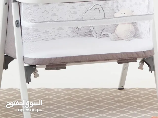 Baby crib with mattress