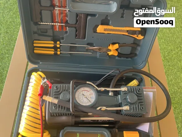 كمبريسر ( مضخة ) هواء ل تعبيئة اطارات السياره