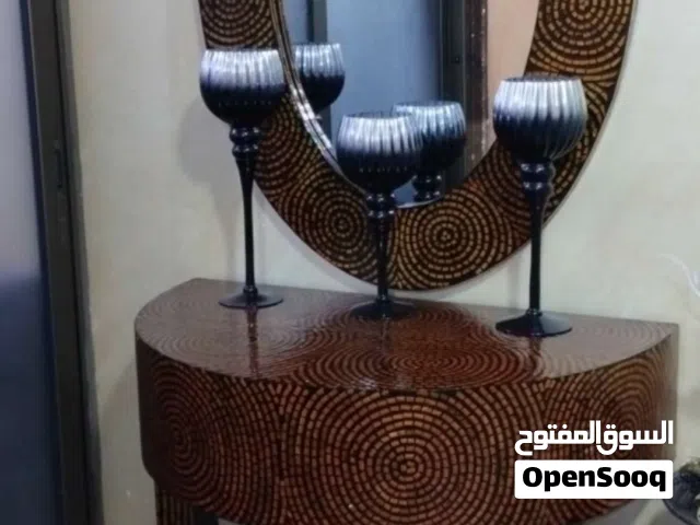 انتريه  مزاية مع طاولة خشب ممتاز مستعمل بحالة ممتازة للبيع