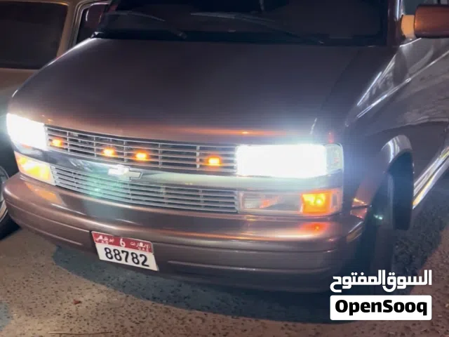 2000 شيفروليه استرو