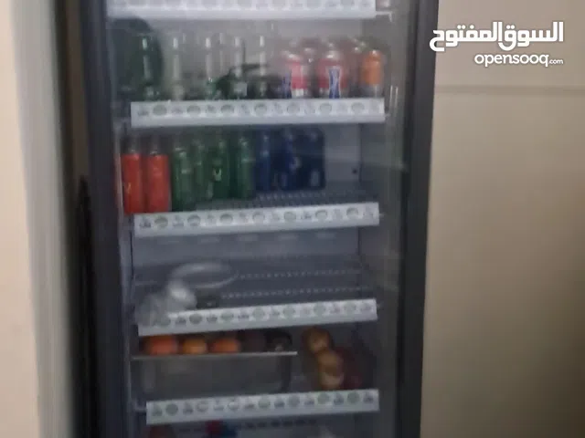 ثلاجه عرض باب واحد في ممتازه جدا