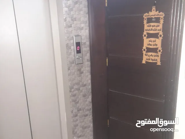 150 m2 4 Bedrooms Apartments for Rent in Zarqa Iskan Al Batrawi