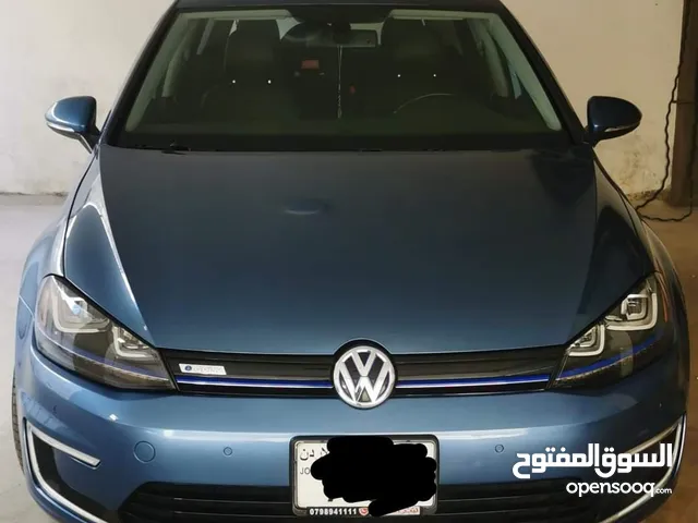 اي جولف كهرباء بريميوم الماني