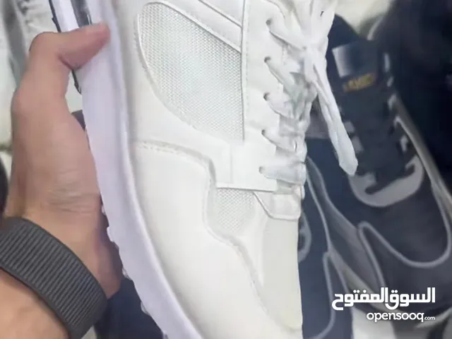 42 Casual Shoes in Wasit