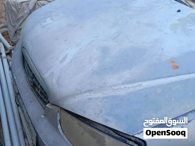 2002 هيونداي افانتي Standard