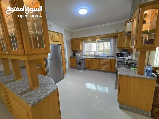 170 m2 3 Bedrooms Apartments for Sale in Amman Deir Ghbar