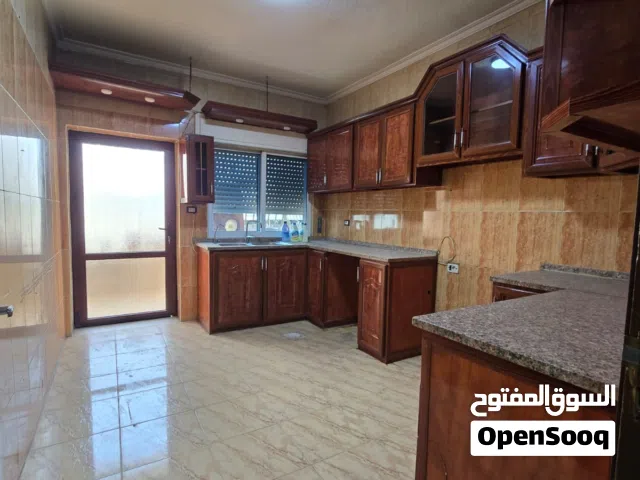 شقة فارغة - 3نوم - 152م - بلكونتين بإطلالــــه - قرب الخدمات