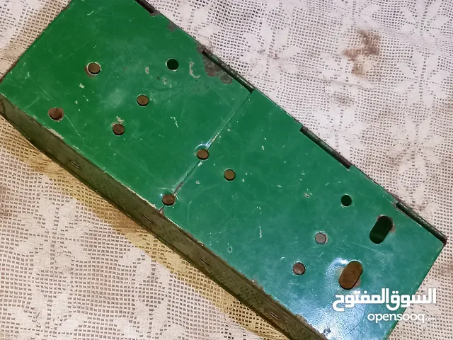 صندوق عده مفاتيح يركب علي جرار 275 جرار 290 جرار 240 الاصلي زواق دار نضيف للبيع ____________
