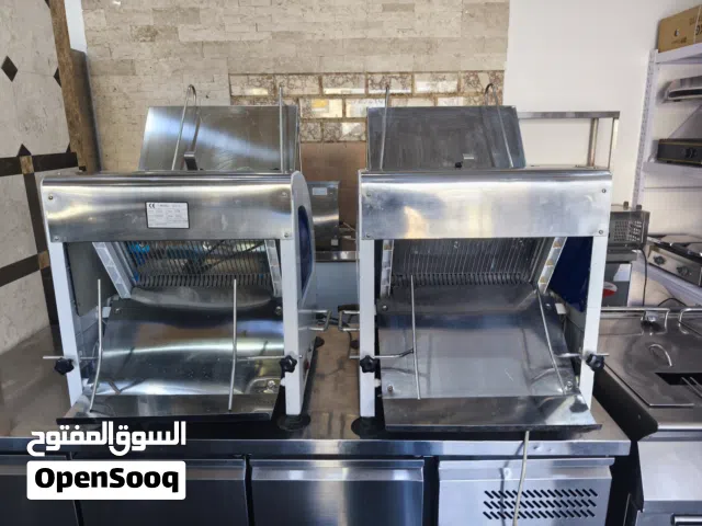 قطاعة خبز توست مستخدمة شبه جديدة