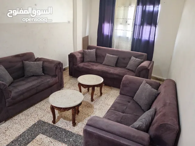 طقم كنب مودرن مع طاولات رخام عرض لمدة 24 ساعه فقط