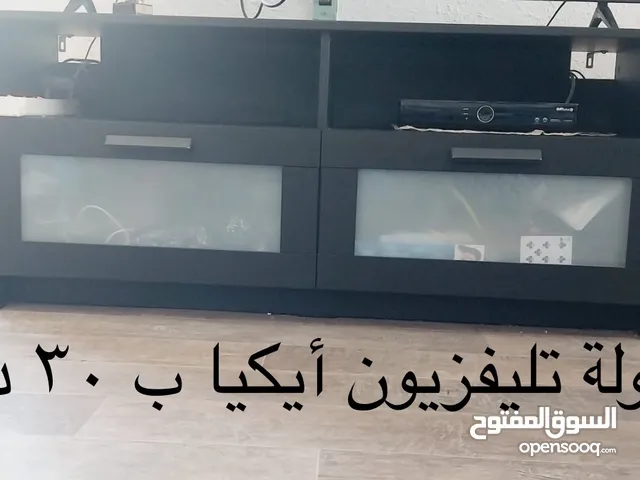 طاولة تليفزيون ايكيا