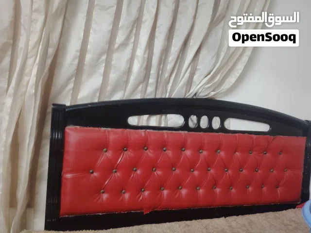 تخت خشب زان متين بحاجه جحشين فقط