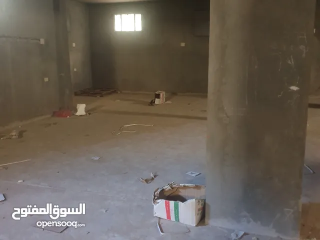 يوجد مخزن بدروم للإيجار ماشاء الله في مدينة طرابلس منطقة السبعة تخش من سيمافرو السبعة الخضراء