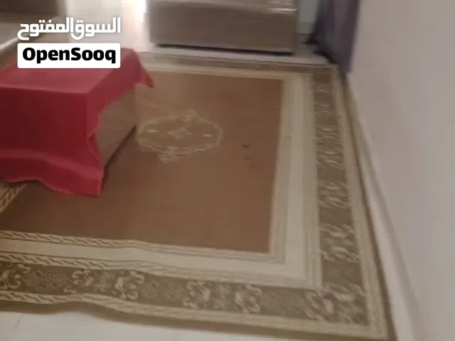 شقة جميلة بمساحة 87 متر في منطقة الوادي صلالة بالقرب من اللولو هايبر المشتري الجاد يتواصل واتس آب