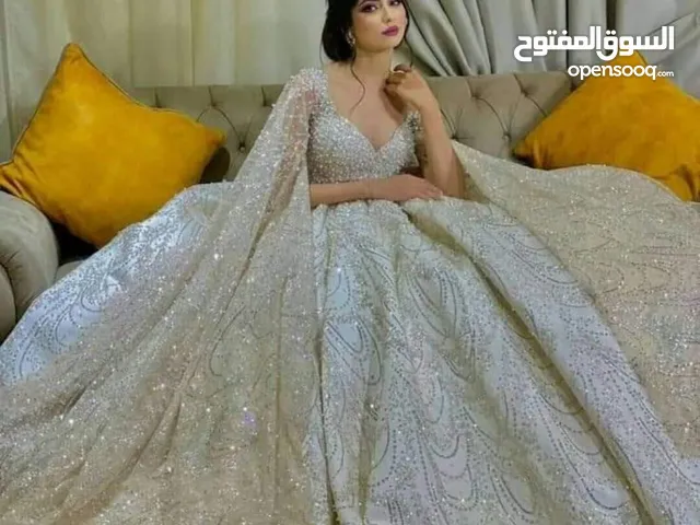 فساتين عرائسي ملكي درجة أولى وارد السعودية ودبي