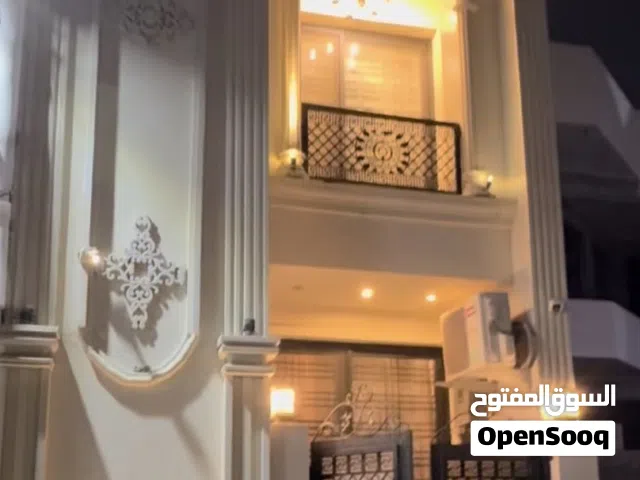 80 m2 2 Bedrooms Townhouse for Sale in Baghdad Dora