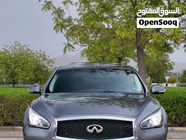 2019 إنفينيتي Q70 Luxe