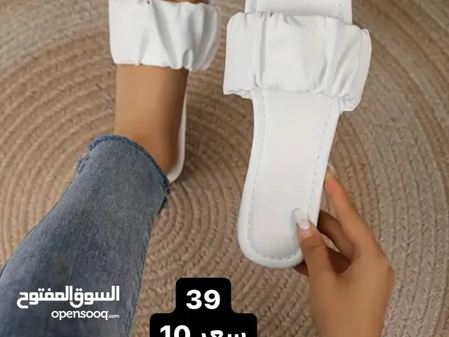 White With Heels in Baghdad