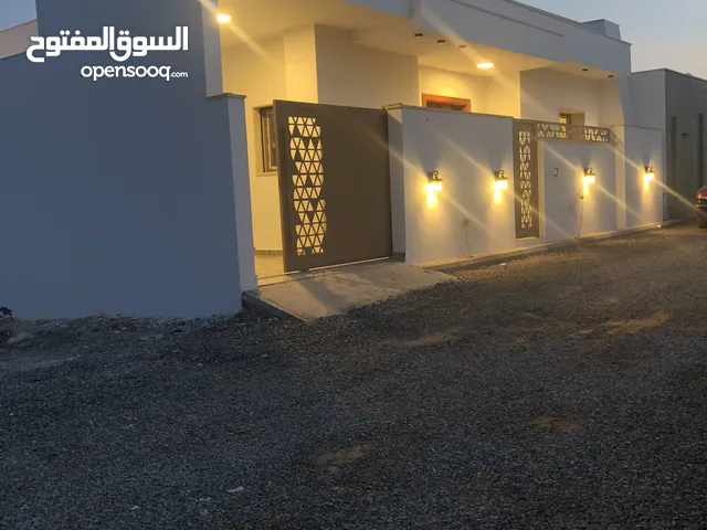 220 m2 3 Bedrooms Townhouse for Sale in Tripoli Ain Zara