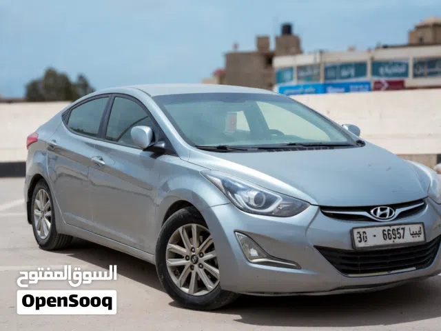 Used Hyundai Elantra in Benghazi