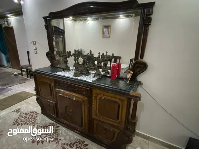 للبيع اثاث بحالة ممتازة بشارع إسكندر ابراهيم امام الاكاديمية البحرية ميامي