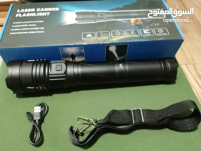 كشاف حديد احترافي 17X زوووم – الحجم الكبير والإضاءة الخارقة إضاءة LED سوبر قوية تكشفلك أبعد نقطة .