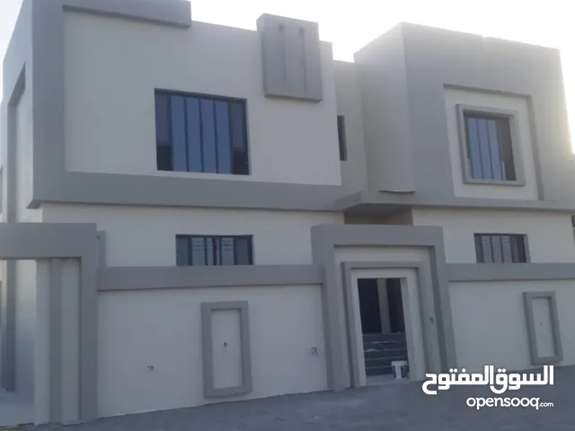 300m2 4 Bedrooms Villa for Sale in Al Dakhiliya Sumail