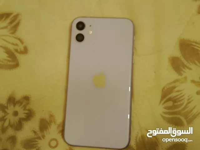 Apple iPhone 11 128 GB in Ajman