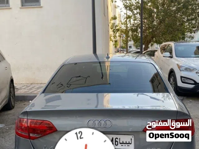 2011 أودي A4 Sedan