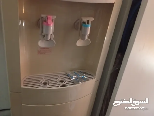 this is Working in good condition..Hot and Cold both ... هذا يعمل في حالة جيدة .. ساخن وبارد على حد