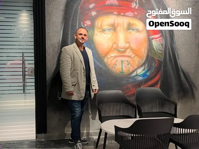 رسام ونحات بخبرة عالية ملاحظة جميع الصور المرفقة من اعمالي